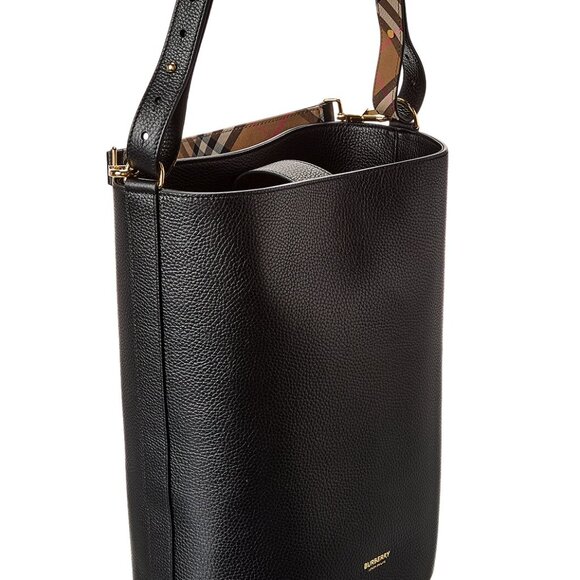 NWT Burberry Logo Medium Leather Bucket Bag!!  MSRP $1680 - Picture 5 of 5